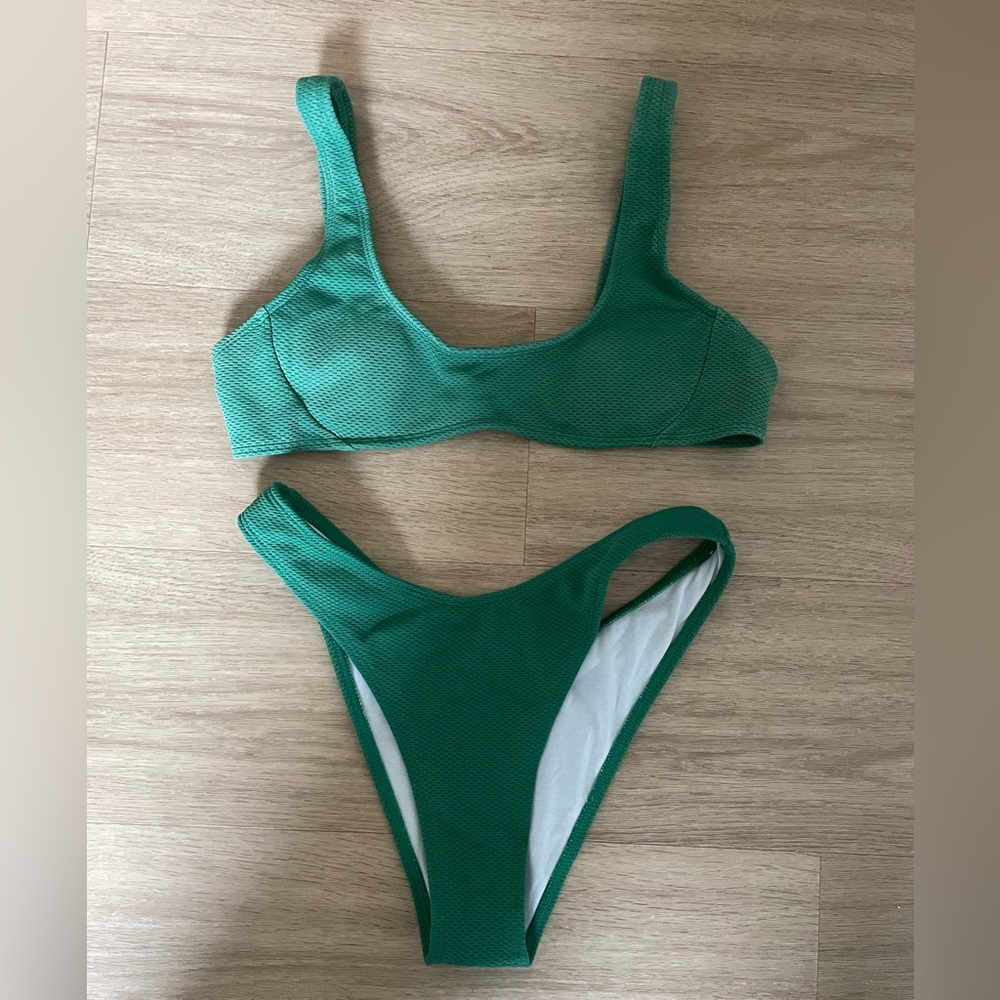 Arhletic bikini